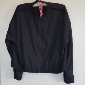(NWOT) Your next go-to running jacket/backpack!
